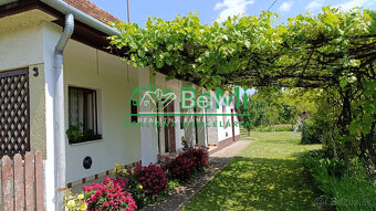 Chata v Maďarsku  v obci Méra, s 2200 záhradou - 4