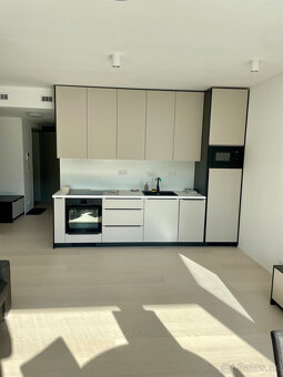 Prenájmem 2 izbový byt v Bratislave - 4