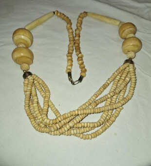 STARŠÍ NÁHRDELNÍK - 4