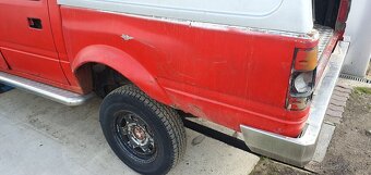 Rozpredám Opel Campo 2,5d - 4