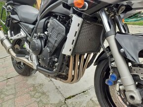 Yamaha FZS 1000 Fazer S - 4