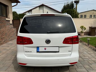 Volkswagen Touran 1.6TDI DSG - 4