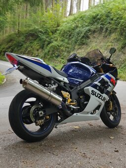 Predám Suzuki GsxR 1000 K4 - 4