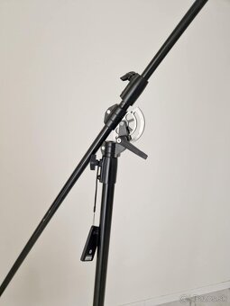 Štúdiový set: Nanlite FS-150B, softbox Godox CS-85D + žeriav - 4