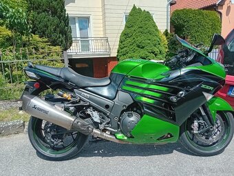 KAWASAKI ZZR 1400 performance - 4