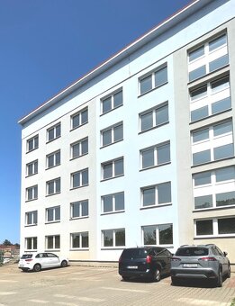 Prenájom kancelárií v centre Nových Zámkov - 4