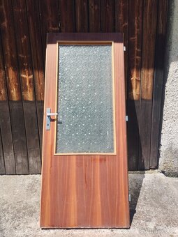 Priemyselne robené drevené dvere s presklením - 4