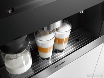 Predám zabudovatelný kávovar Miele CVA 6805 - 4