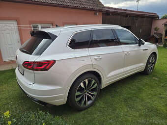 VW Touareg R-Line - 4