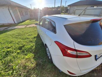 Hyundai i30 1.4 crdi - 4