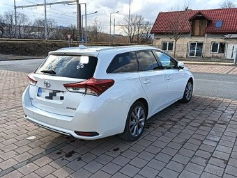 Toyota auris touring sport - 4