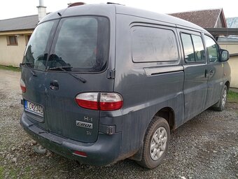Hyundai H1 6miestne rv.2007 - 4