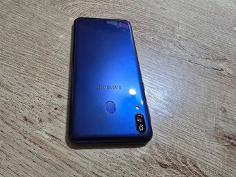 Samsung M20 s velkou 5000mAh bateriou vdaka comu ma dlhu vyd - 4