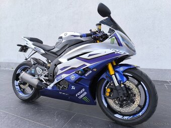 Yamaha R6 - 4
