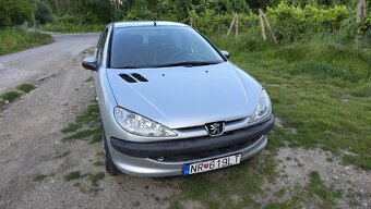 Predám Peugeot 206 1,4 benzín - 4