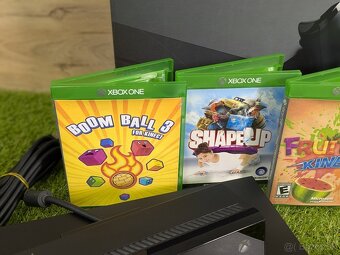 Xbox One X 1TB, 1 ovládač, Kinect a 5 pohybových hier - 4