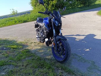 Yamaha mt 07 - 4