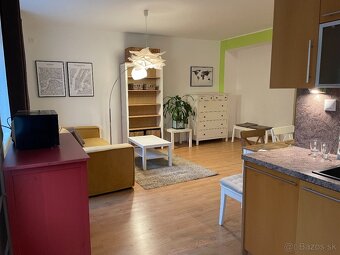 Predaj 3-izbový byt s balkónom v centre Zvolena - 4