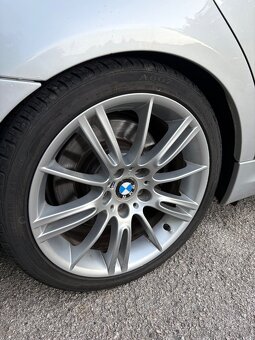 BMW E90 330D - 4
