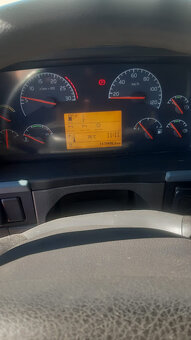 PREDAM SUPRAVU VOLVO+MEGA 50 - 4