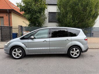 FORD SMAX 2.0 TDCI / AUTOMAT / PLNÁ VÝBAVA / PRVÝ MAJITEĽ - 4