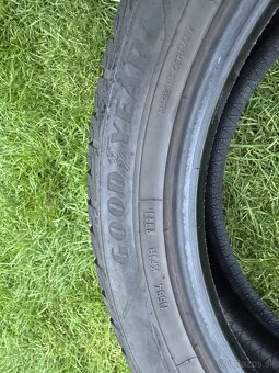 235/50 R19 Good Year dot2721 - 4