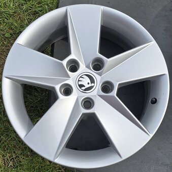 5x112,r16,originál ŠKODA,6,5Jx16,et46 - 4