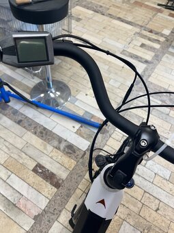 Elektrobicykel Levit Calvia - 4