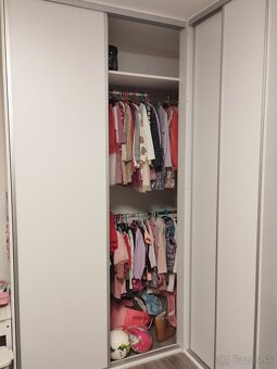 Vstavaná skriňa - 4