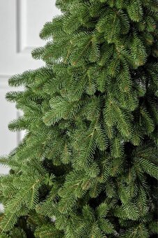 🎄 Umelý vianočný stromček 1,8 m FULL 3D - 4