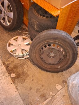 4x100 R15 Renault megane puklice - 4