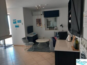 Brač – zariadený apartmán s výhľadom - 4