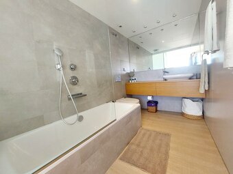 Apartmán s nádherným výhľadom na more v Reserva de Higueron - 4