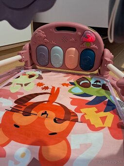 Predám hniezdo pre bábätko spolu s hracou dekou - 4