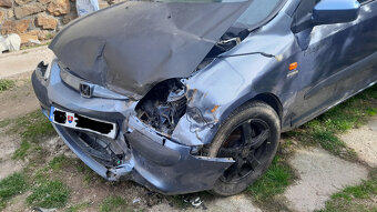Predám HONDA CIVIC VII Hatchback 2001,  1.6 benzin - 4
