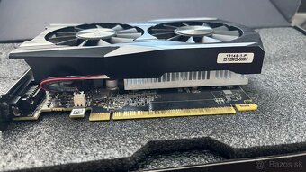 Nvidia GeForce GTX 1050 - 4