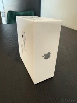 Apple AirPods 4 s aktívnym potlačením zvuku - 4