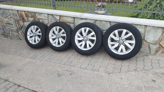 5x112 215/60 R16 orginal VW - 4
