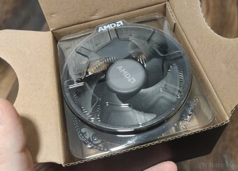 AMD Ryzen 5 7600 BOX - 4