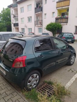 Toyota Yaris 1.3 T 5D - 4