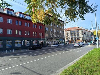 2-IZBOVÝ BYT,KOMPLETNÁ REKONŠTRUKCIA,BALKÓN,RUŽINOV-NIVY... - 4