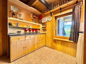 Na predaj romantická chalupa v Kolároviciach časť Čiakov - 4