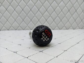 Hlavice řadící páky GTI, hliník, nová - 4