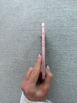 Predám Iphone 15 128GB - 4