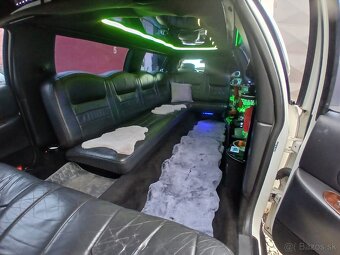 Limousine lincoln town car - 4