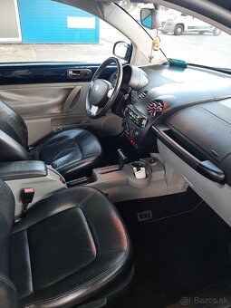 Predám VW NEW BEETLE 1.8 TURBO AUTOMAT - 4