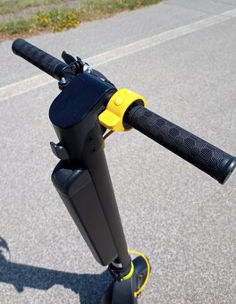 elektrická kolobežka - Bee Free Scooter1 - 4