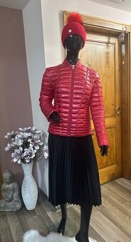 Ružovočervená metalická vetrovka GUESS originál - 4