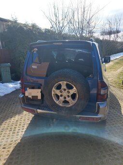 Mitsubishi Pajero 3   3,2 diesel - 4