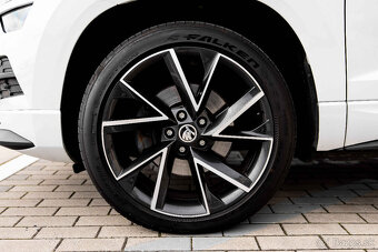 Škoda Karoq 2.0TDI 4x4 DSG SPORTLINE - 4